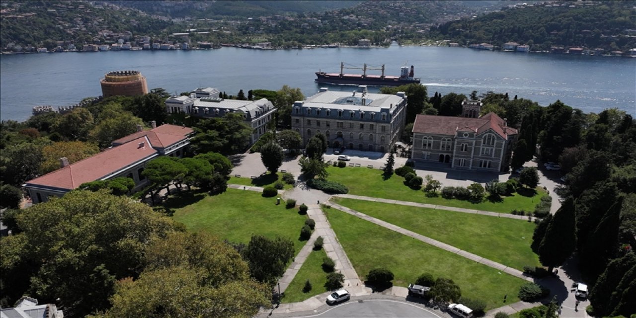 Boğaziçi Üniversitesi Kreşinde Deprem: Deneyimli Öğretmenler Gönderildi, Sendikalı Çalışanlar İşten Çıkarıldı!