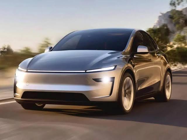 Otomobil Pazarında Tarihi Zirve: Tesla, Ağustos Ayında Satış Rekoru Kırdı!