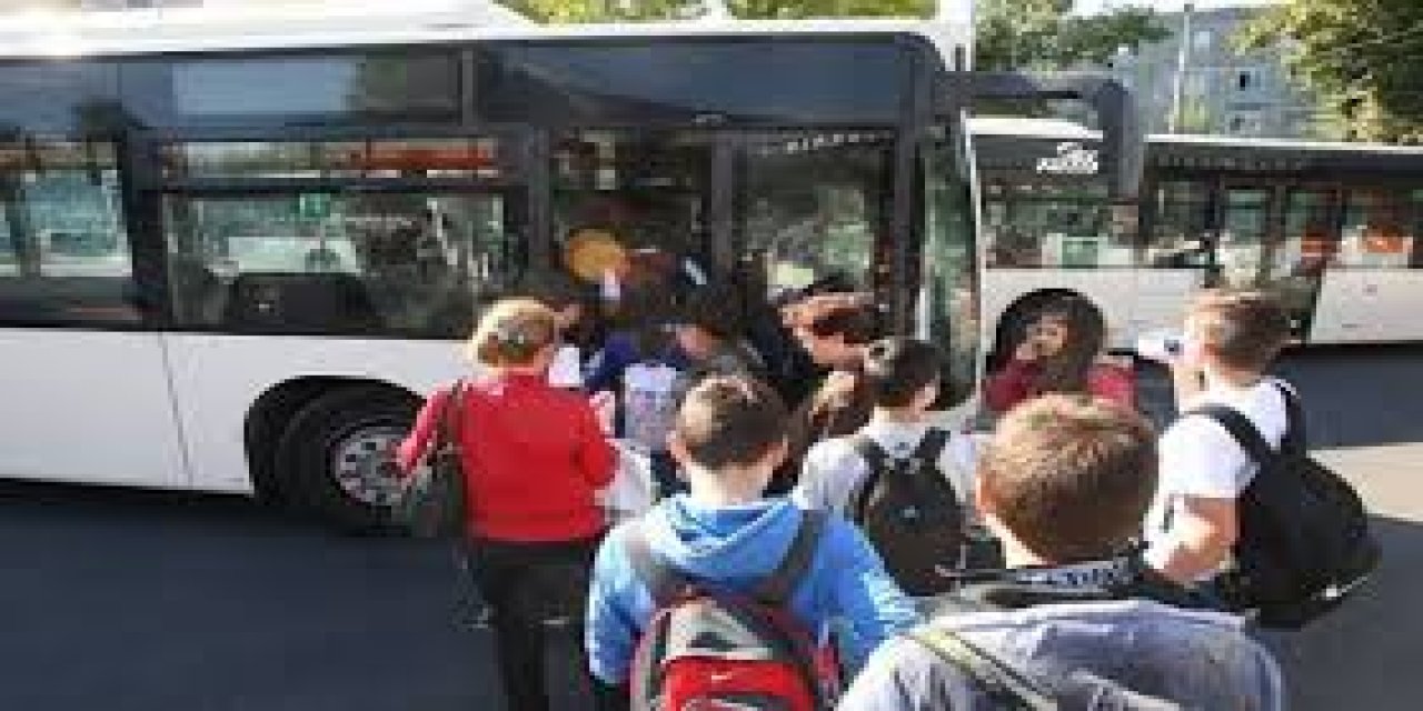 Samsun'da Okullar Açılırken Öğrenci ve Öğretmenlere Müjde: Ulaşım Ücretsiz Olacak!
