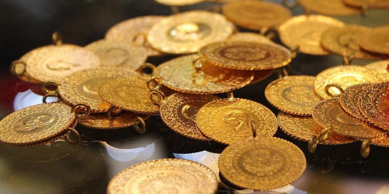 Altın Fiyatları Tarihi Zirvesini Yeniledi: Gözler Fed'in Faiz Kararını Bekleyen Enflasyon Verilerinde