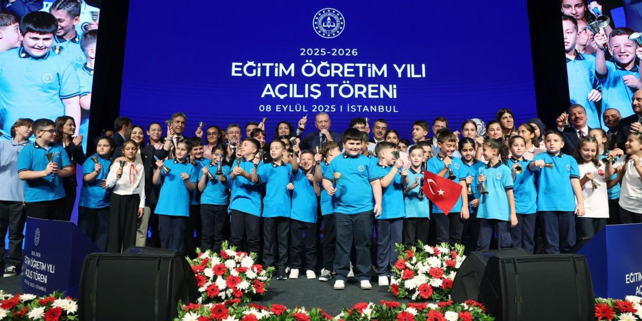 Erdoğan İlk Ders Zilini Çaldı: Yeni Eğitim Yılının İki Ana Teması Belli Oldu