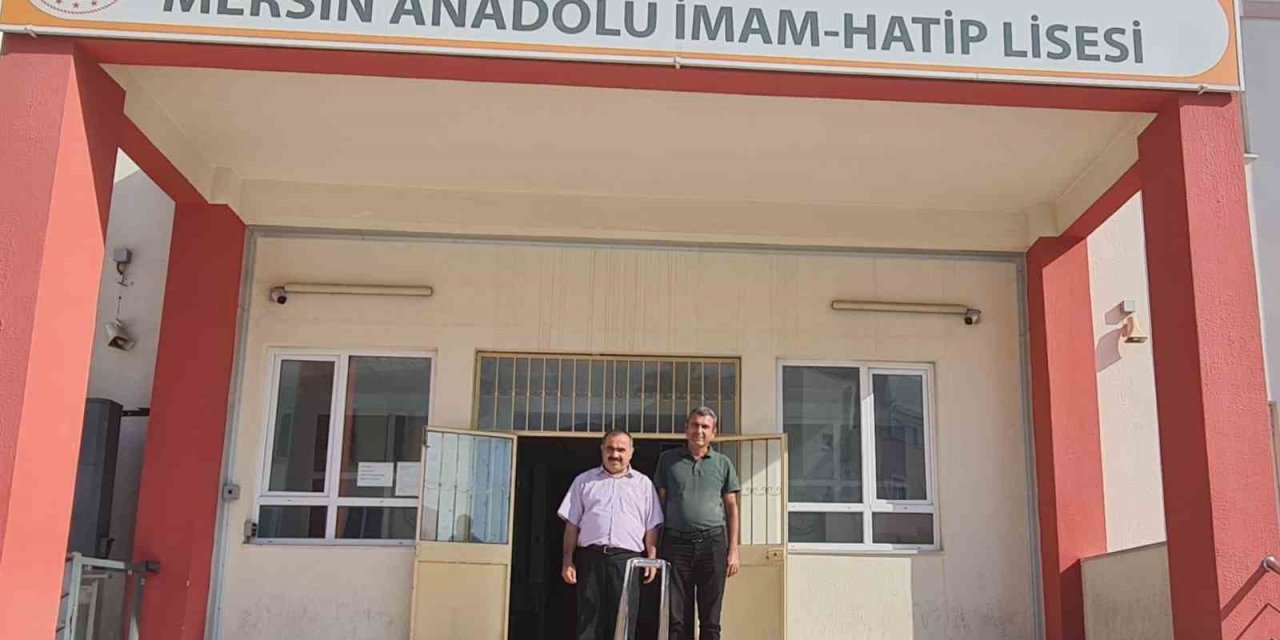 Mersin'de Vefa Örneği: Mezun Oldukları Liseye Müdür ve Müdür Yardımcısı Atandılar