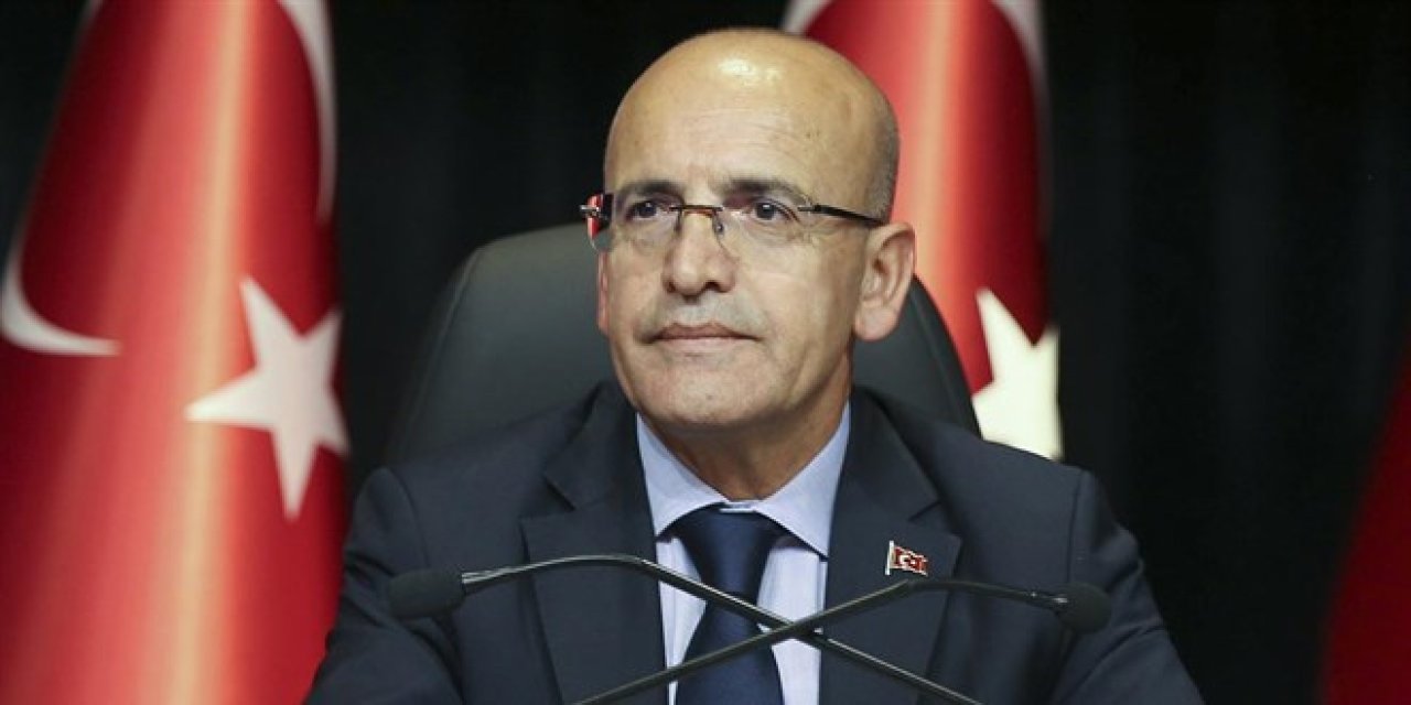 Bakan Şimşek'ten Ekonomi İçin Kritik Mesaj: Cari Denge Fazla Verdi, Açık Rekor Seviyede Düştü!