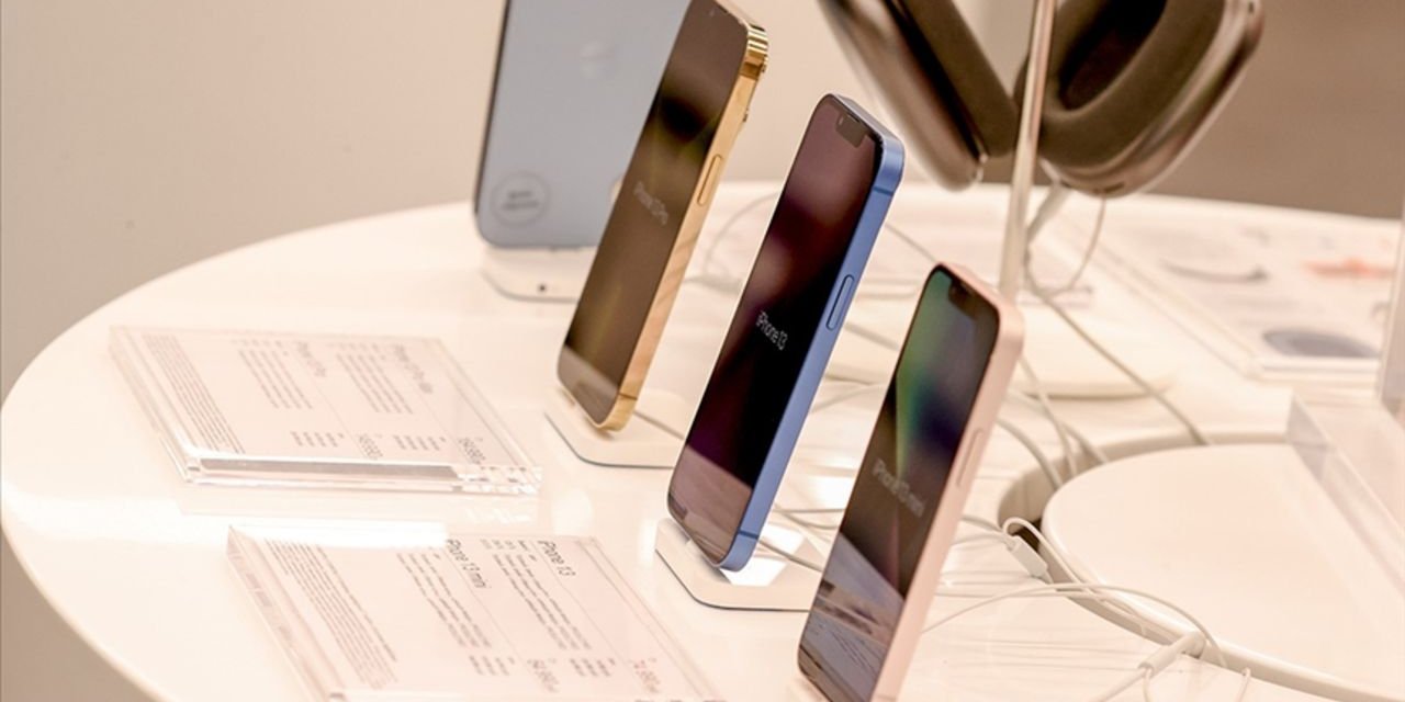 Apple'da Yeni Dönem: iOS 26 Güncellemesi Yayınlandı! İşte Uyumlu Modeller ve Tüm Yenilikler
