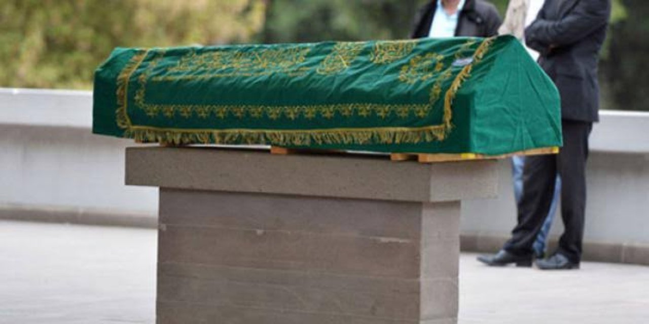 Bursa'da Eğitim Camiasını Üzen Haber: İngilizce Öğretmeni Seda Dut Hayatını Kaybetti