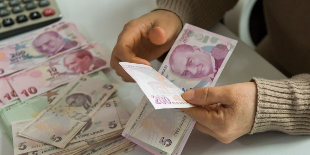 Memur ve Emekli Maaşları Ne Kadar Olacak? Ocak 2026 Zammı İçin Kritik Tahmin Açıklandı