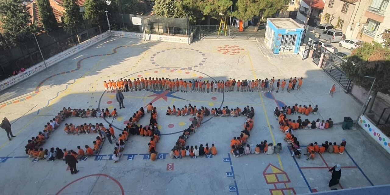 MEB'in Çağrısıyla Türkiye'deki Okullardan Gazze'ye Anlamlı Destek
