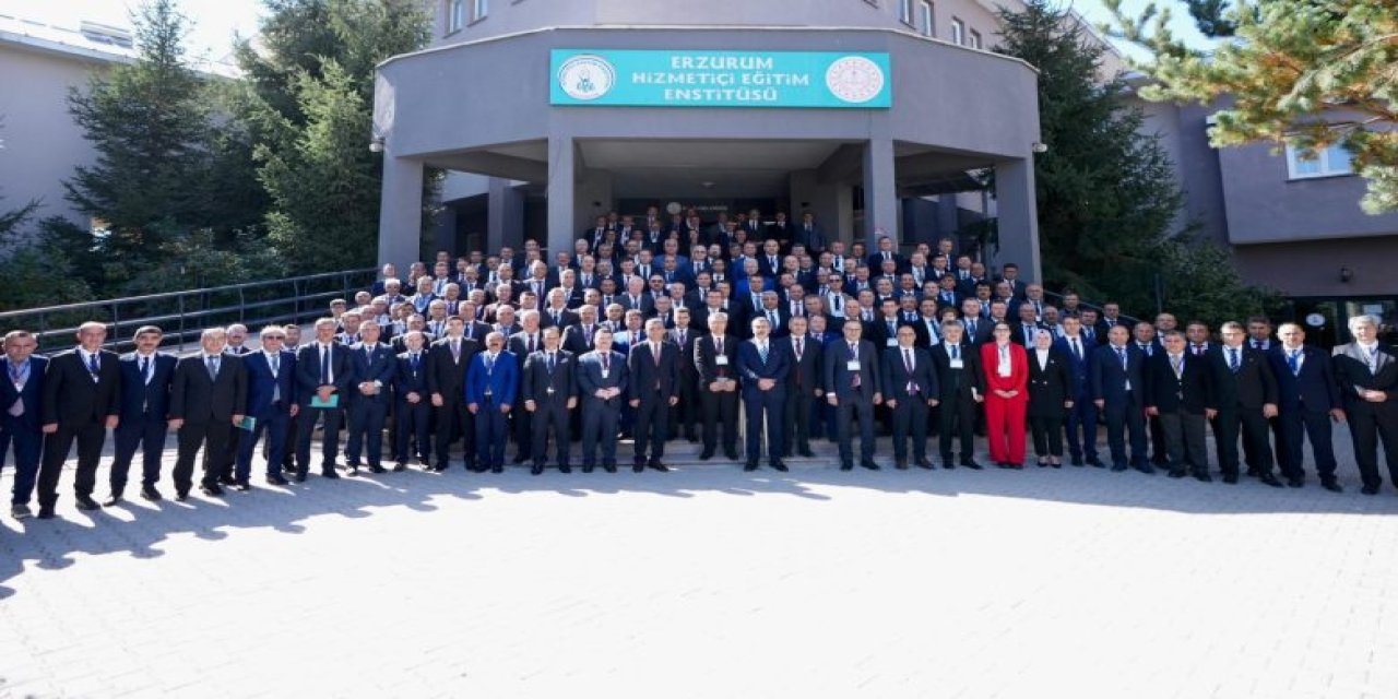 Milli Eğitim'de 'Aile' Vurgusu: Bakan Tekin'den İlçe Müdürlerine Kritik Mesajlar