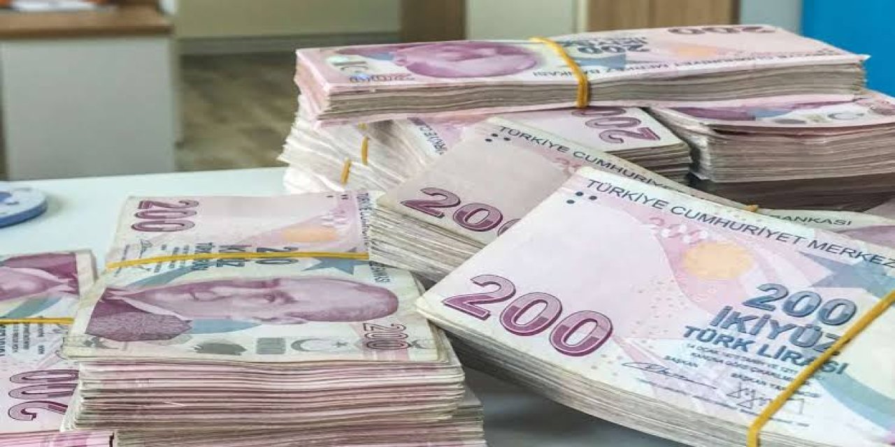 Ardahan Üniversitesi'nden Personele Rekor Promosyon: 100 Bin TL Nakit ya da 400 Bin TL Faizsiz Kredi!