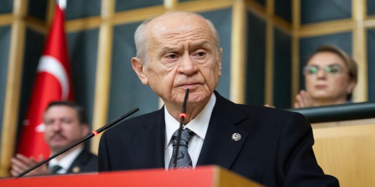 Bahçeli'den İki Cepheye Sert Mesaj: Gazze'de Davul Çalmayın, CHP Yanlış Yolda