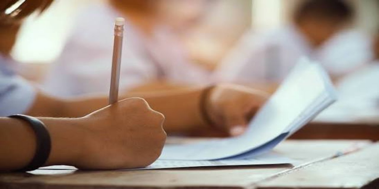 MEB'den Milyonlarca Öğrenciye Ortak Sınav Uyarısı: Mazeretsiz Katılmayana 'Sıfır' Verilecek