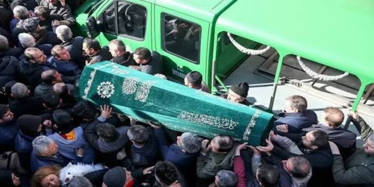 İstanbul'da Eğitim Camiasını Üzen Haber: Öğretmen Özgür Ökmen Hayatını Kaybetti