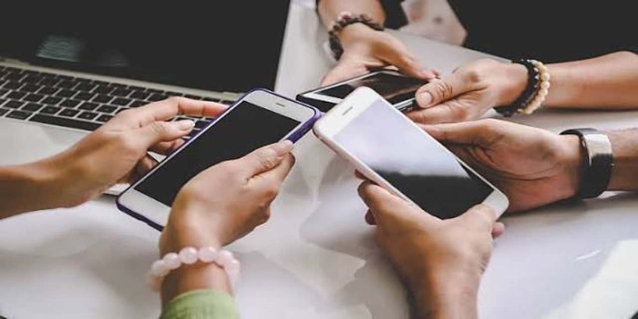 Cep Telefonu Fiyatları Düşüyor: ÖTV Matrah Düzenlemesi Resmi Gazete'de!