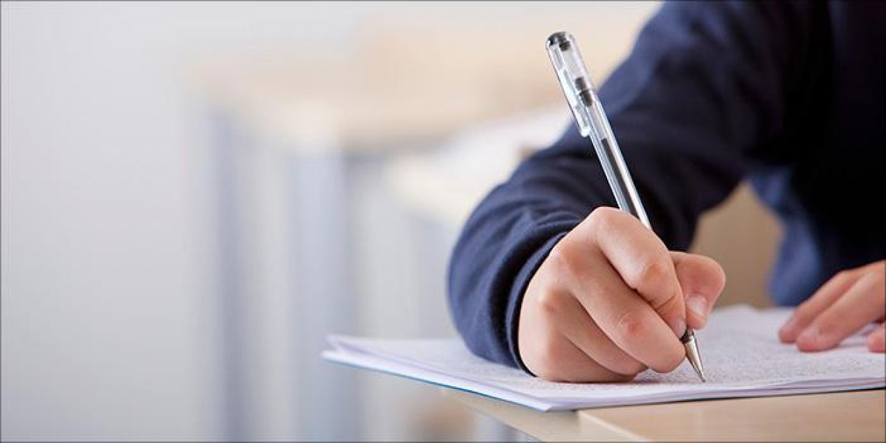MEB'den Kritik Ortak Sınav Kararı: Sınav Kağıtlarını Kim Okuyacak, Notları Kim Girecek?