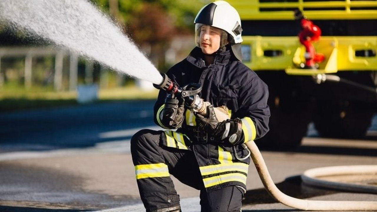 Bursa Büyükşehir Belediyesi 200 İtfaiye Eri Arıyor: KPSS 60 Puan Şartı ve Başvuru Detayları