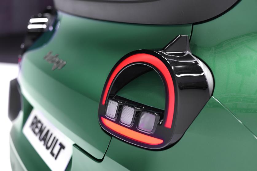 Efsane Geri Dönüyor: Renault'dan 20 Bin Euro'nun Altında Elektrikli Twingo!