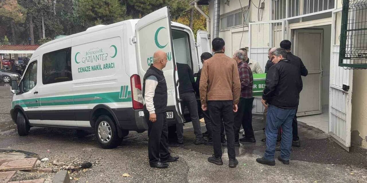 Gaziantep'te Eğitim Camiasını Yıkan Ölüm: 43 Yaşındaki Öğretmen Kalp Krizine Yenik Düştü