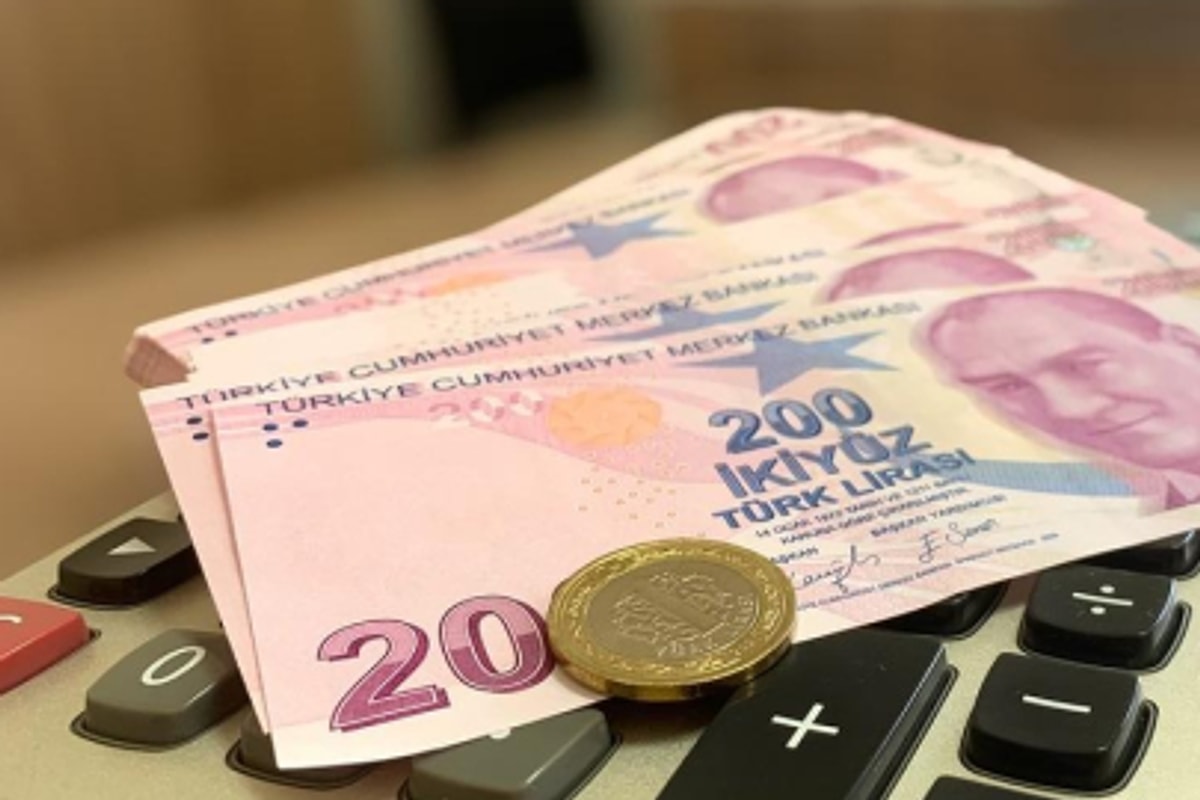 2026 Asgari Ücret Zammı İçin Geri Sayım: Milyonların Gözü Aralık Ayındaki Pazarlıklarda!