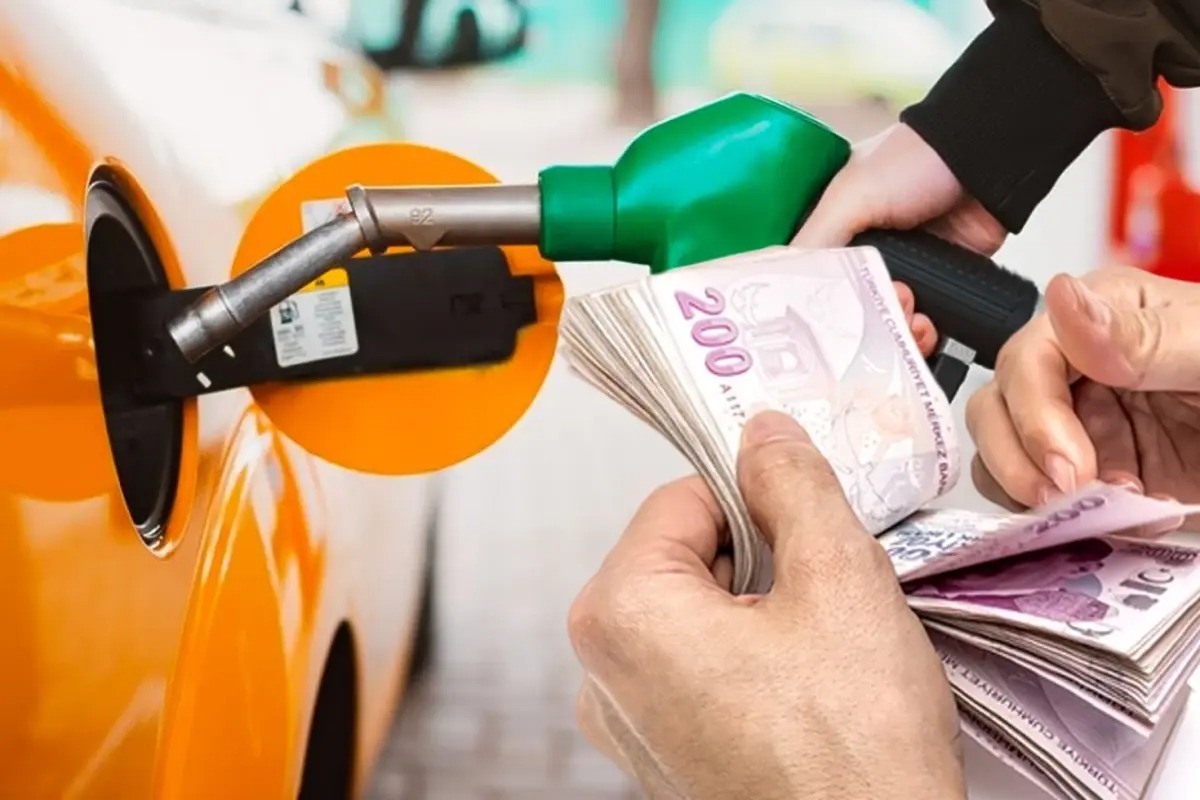 Motorine Dev Zam Kapıda: Bu Gece Yarısı Pompa Fiyatları Değişiyor!
