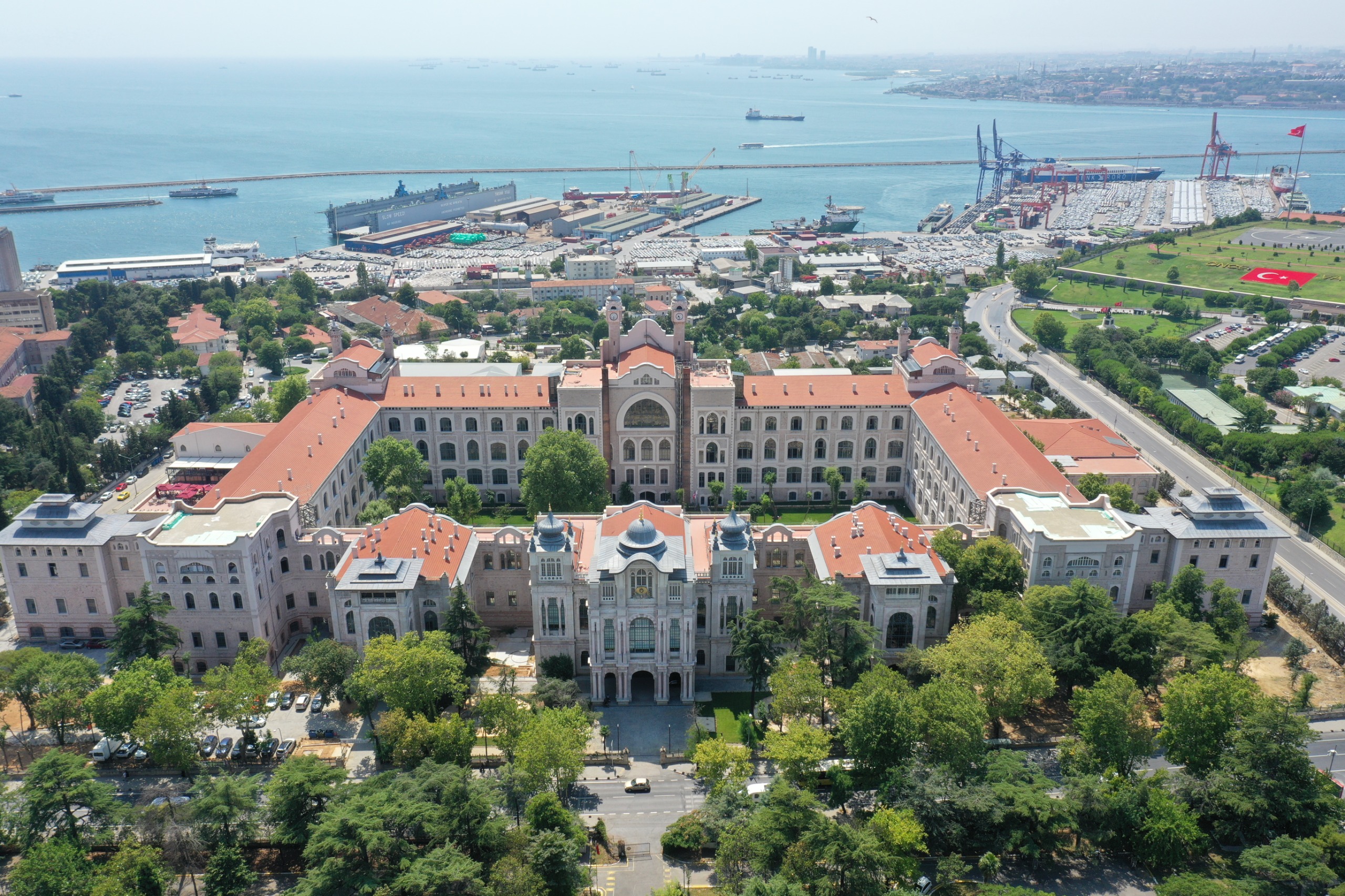 SBÜ'den Dev Atama Hamlesi: 28 Şehre 267 Öğretim Üyesi Alınacak! Başvuru Şartları Neler?