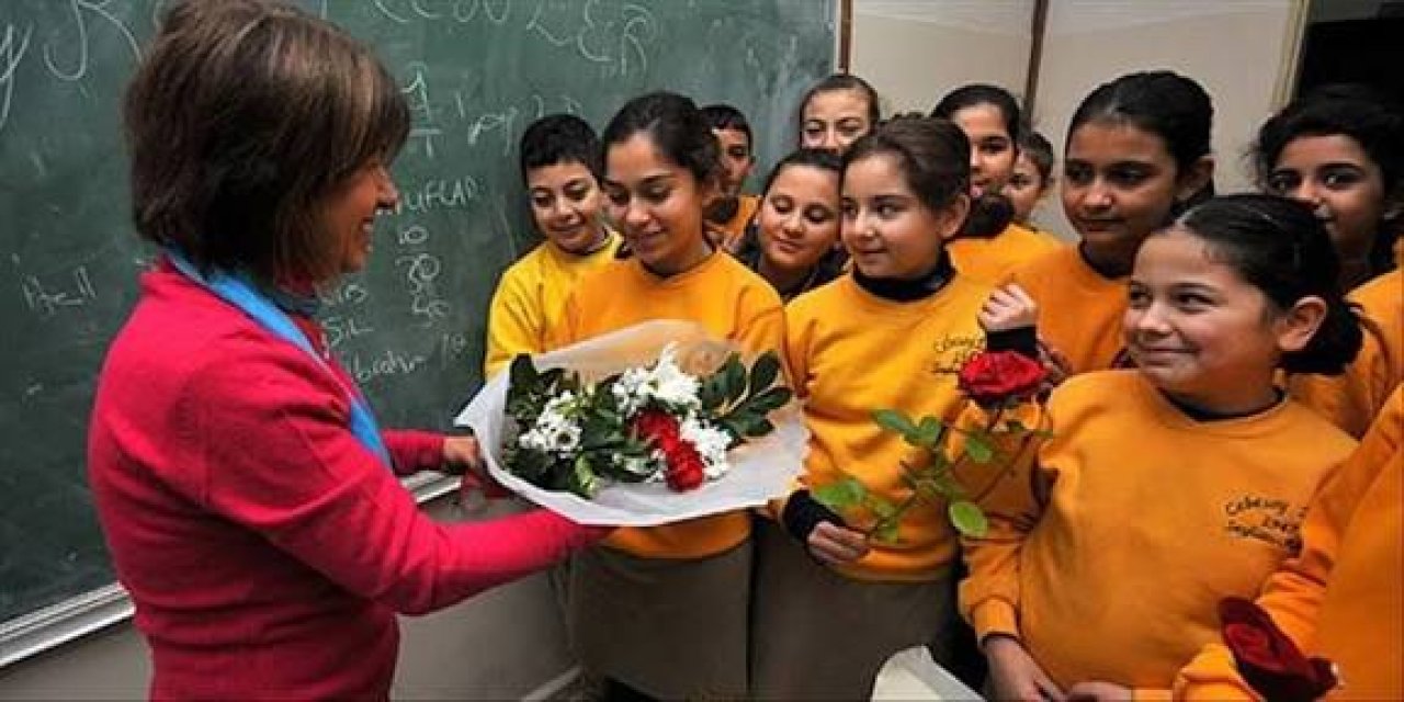 24 Kasım Öğretmenler Günü Tatil Mi? 2025 Yılı İçin Resmi Karar Belli Oldu