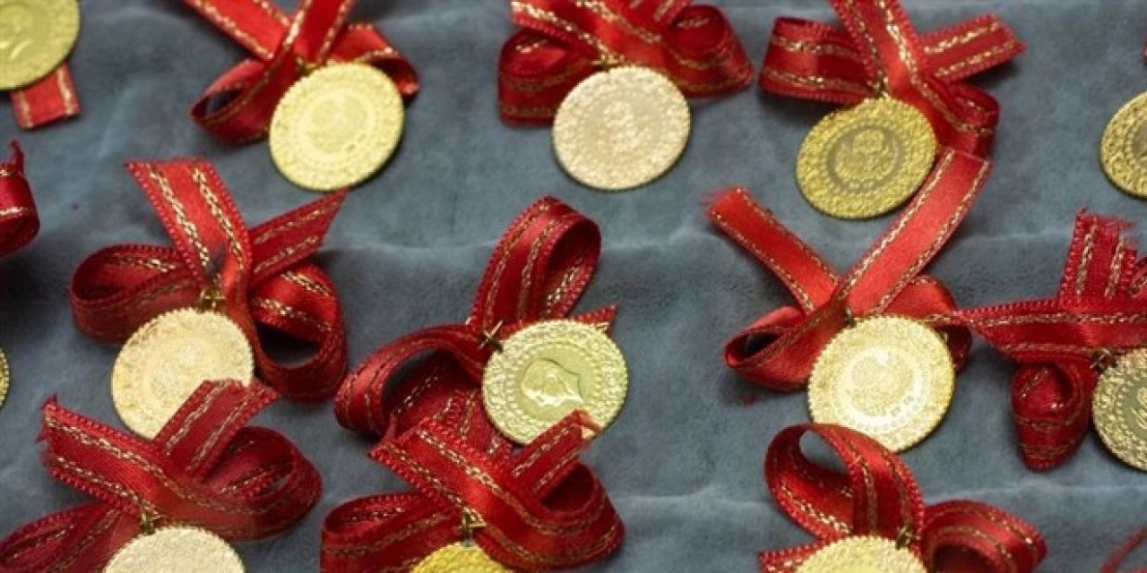 Altın Fiyatlarında Son Dakika: Gram Altın 5 Haftanın Zirvesinde! İşte 1 Aralık Güncel Fiyat Listesi