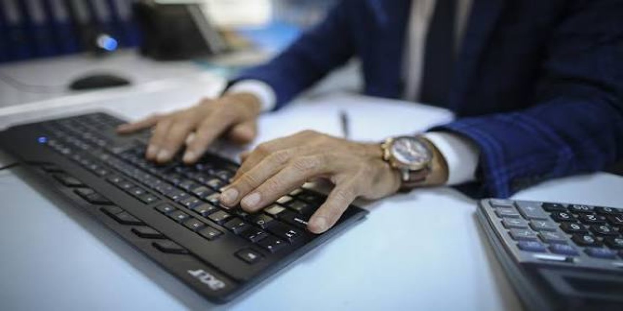 Kamuda Zirveye 30 Bin TL Ek Zam: Hangi Memurların Maaşı Artacak?