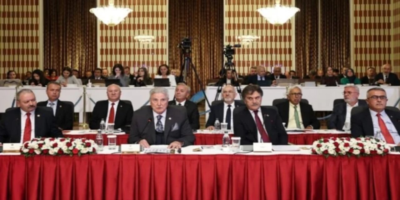 İmralı Tutanakları Tartışması Büyüyor: DEM Parti'den 'Eksik Sunum' Tepkisi ve Tam Metin Çağrısı