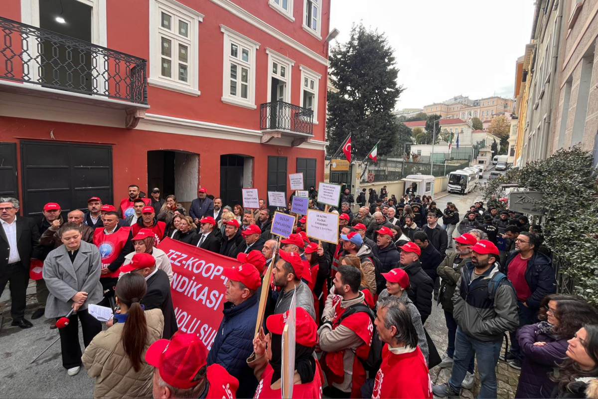 Öğretmenler Maaş Eylemi Başlattı, Grev Kararı Alındı