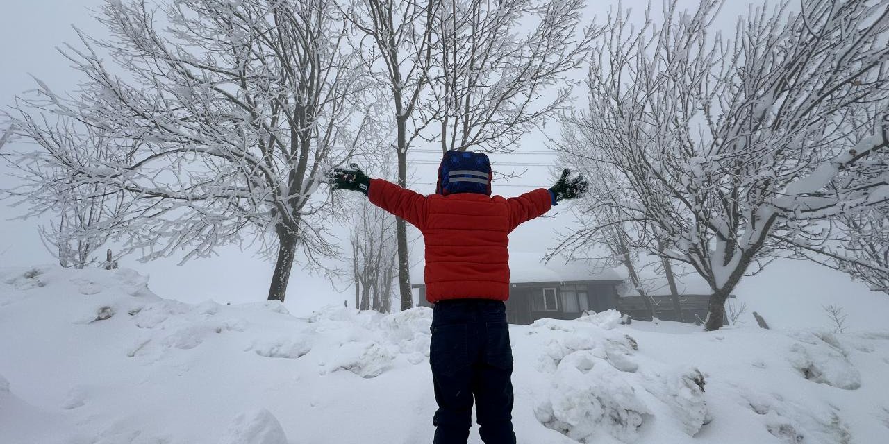 Son Dakika! 5 Ocak Pazartesi Günü Okulların Tatil Edildiği İl ve İlçeler Açıklandı