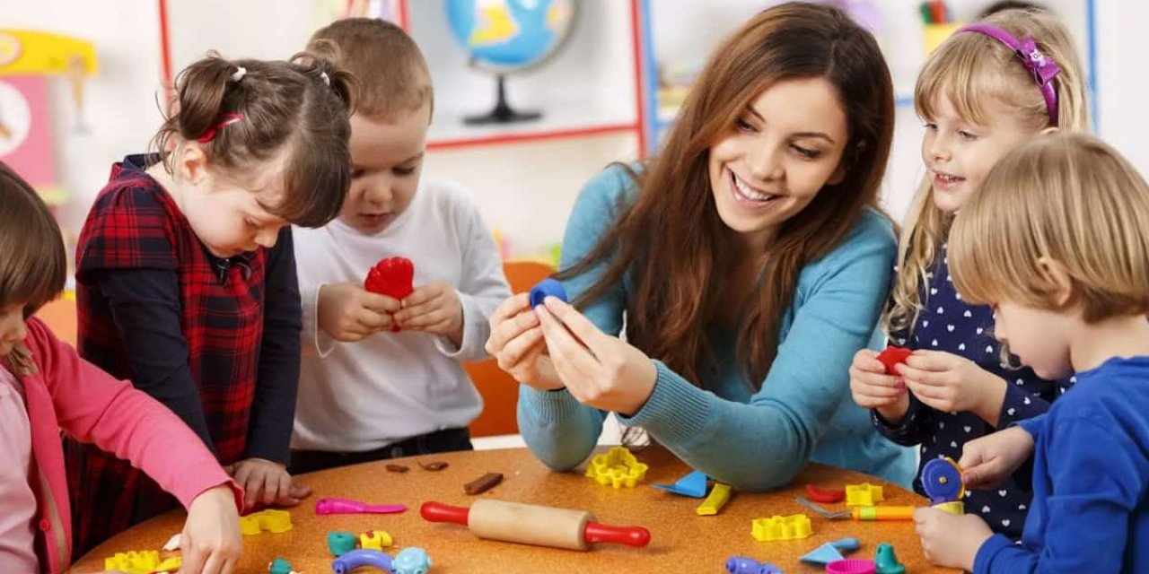Okul Öncesi Öğretmenlerine Şubat Ayı İçin Fazladan Ek Ders Ödemesi Yapılacak