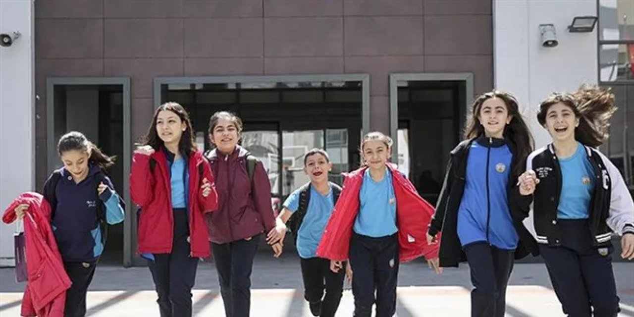 Eğitimde Ara Tatil Kalkıyor mu? Bakan Tekin’den Net Mesaj