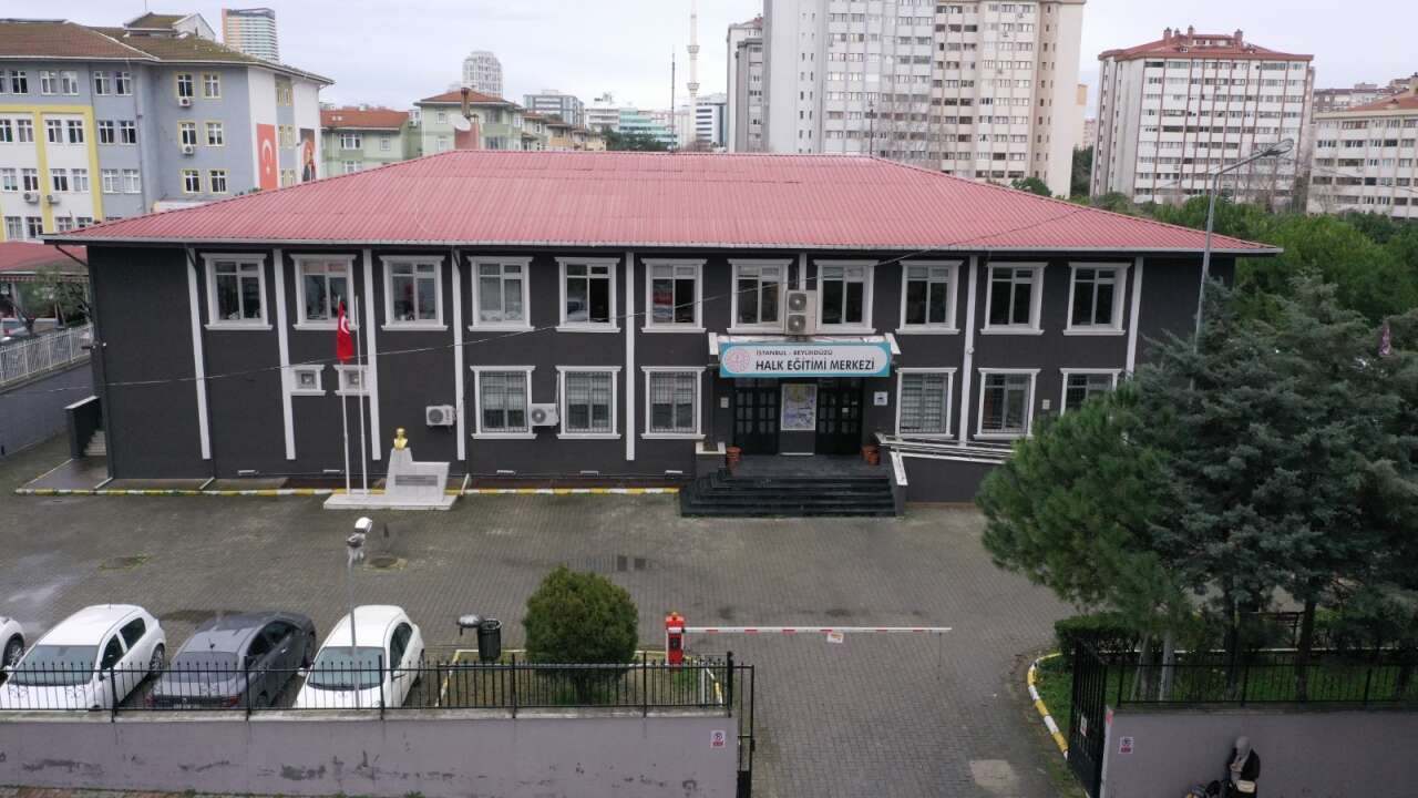 Beylikdüzü Halk Eğitimi Merkezi’nden Büyük Başarı