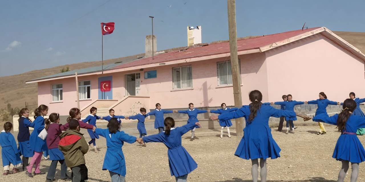 Doğum Oranlarındaki Düşüş Sebebiyle 20 Bin Öğretmen Norm Fazlası Olacak