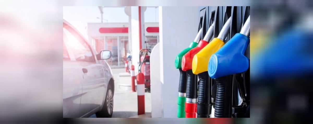 Döviz kuru ve petrol fiyatlarındaki dalgalanmalar, akaryakıt fiyatlarının sürekli olarak değişmesine neden oluyor. Son olarak, benzin ve motorin fiyatlarına yapılan zamla birlikte 21 Mart'ta liste fiyatları güncellenmişti.