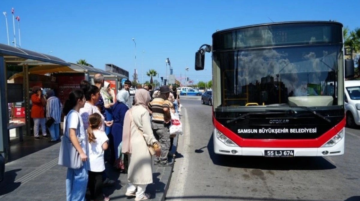 Toplu taşımaya zam üstüne zam